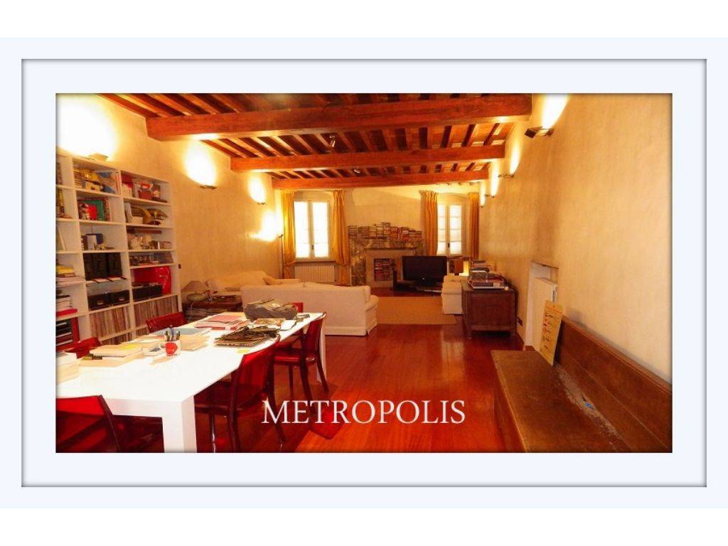 appartamento in vendita a Parma in zona Centro Storico