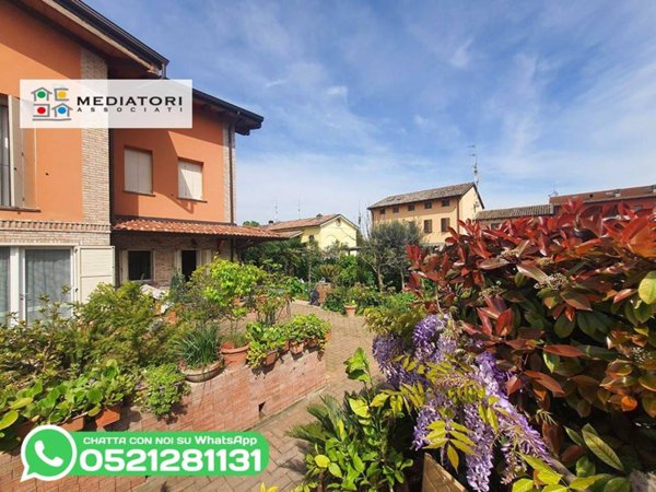 casa indipendente in vendita a Parma in zona San Pancrazio