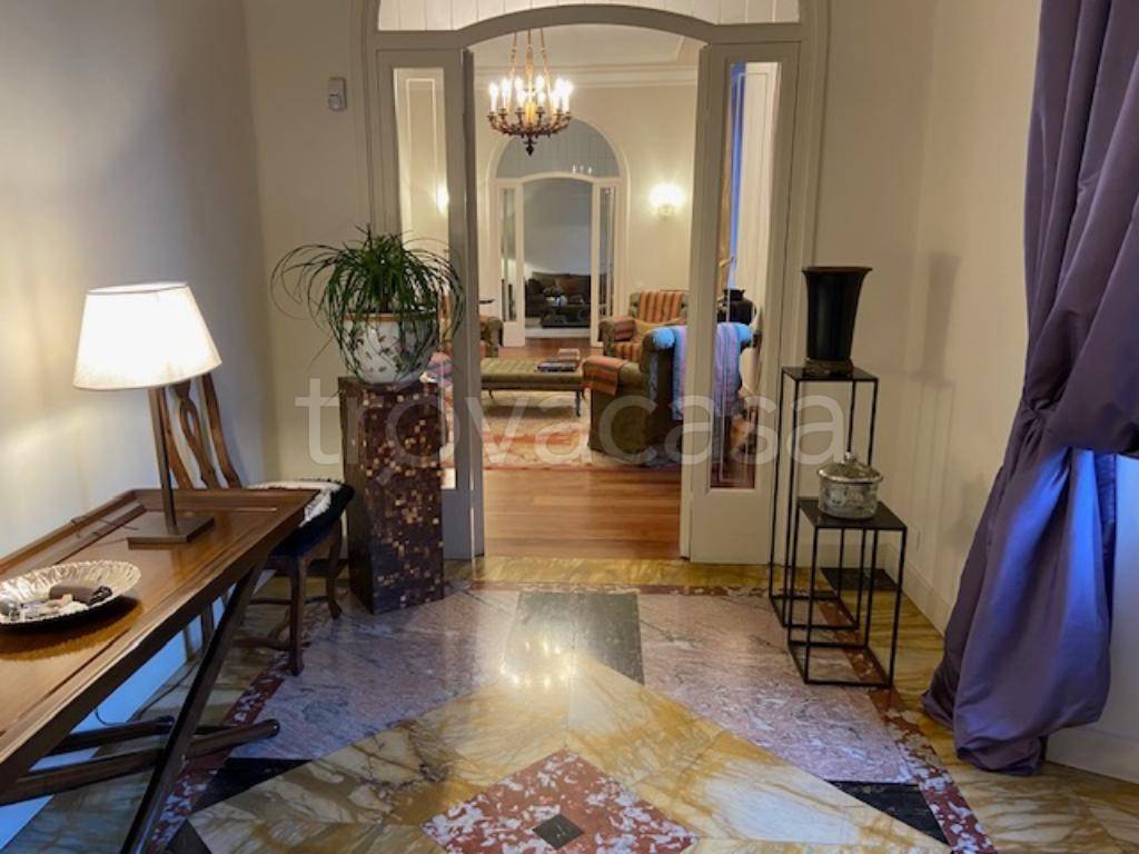 appartamento in vendita a Parma in zona Centro Storico