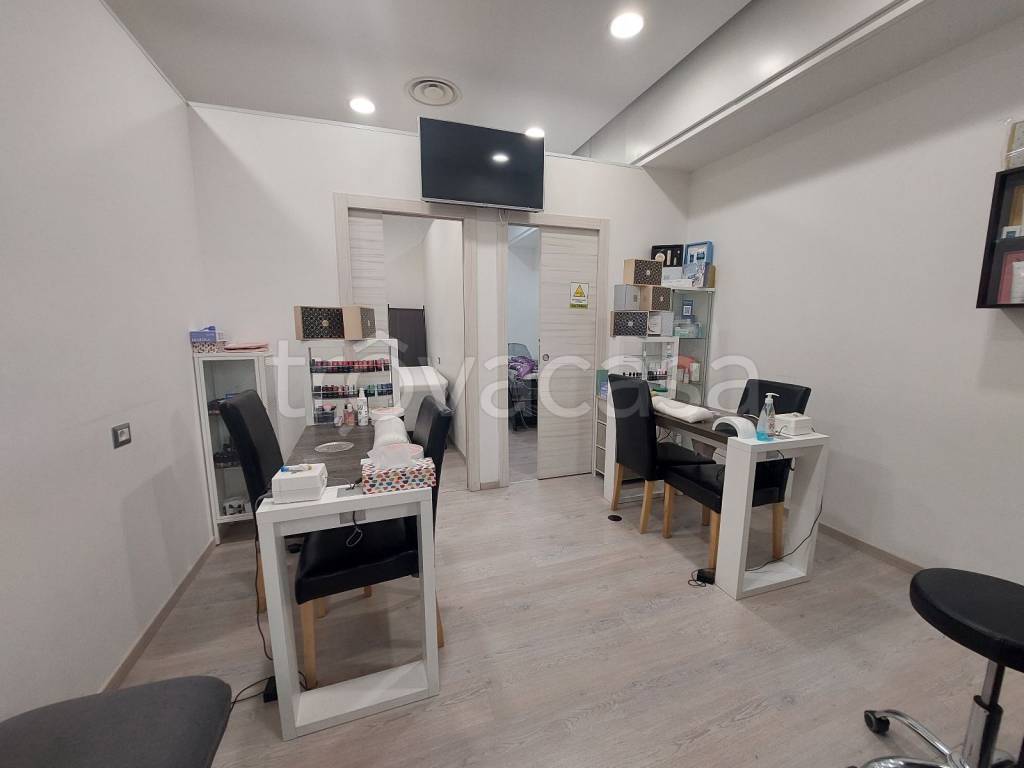 negozio in vendita a Parma