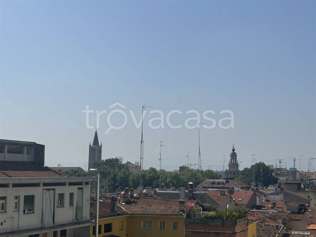 appartamento in vendita a Parma in zona San Leonardo