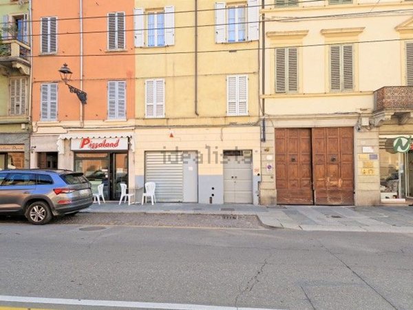 negozio in vendita a Parma