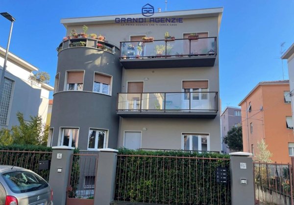 appartamento in vendita a Parma in zona Montanara