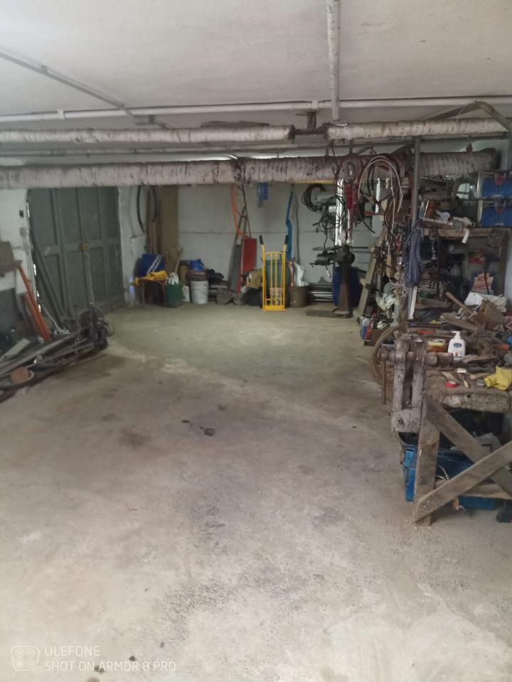 negozio in vendita a Parma in zona San Lazzaro