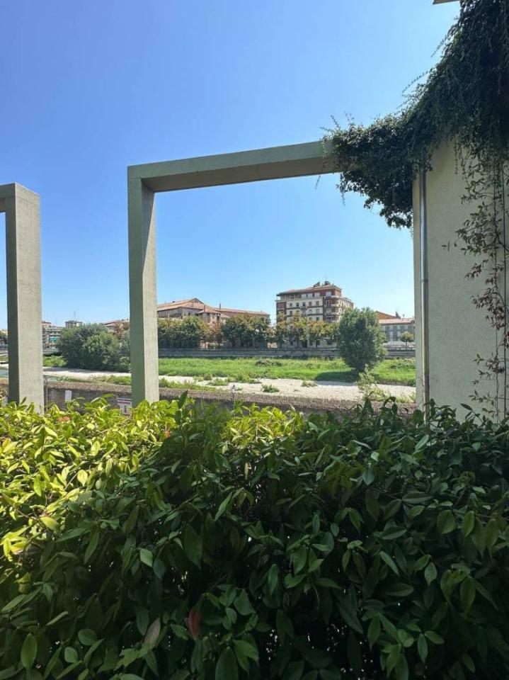 appartamento in vendita a Parma in zona Oltretorrente