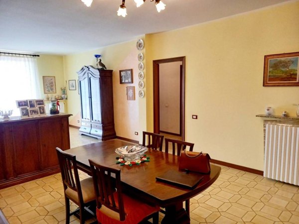 appartamento in vendita a Parma in zona Vicofertile
