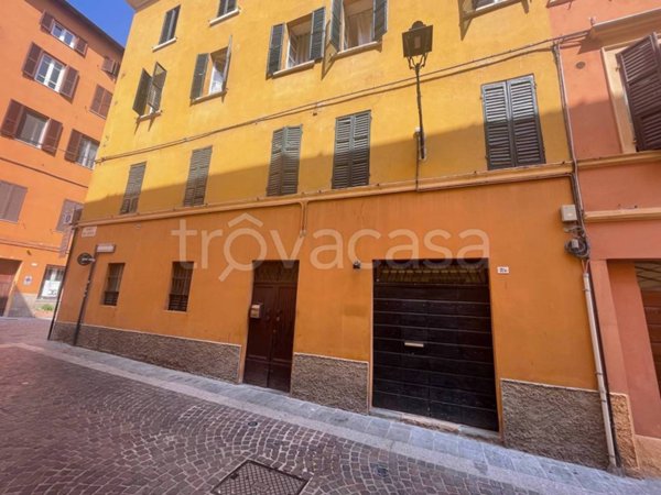 appartamento in vendita a Parma in zona Centro Storico
