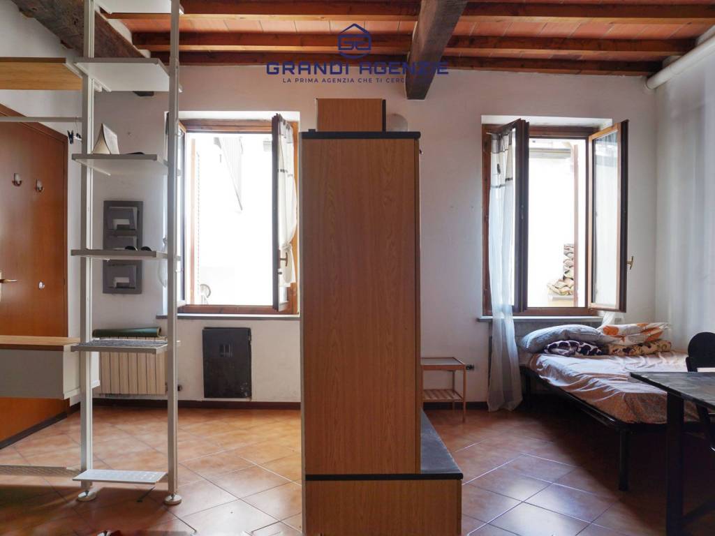 appartamento in vendita a Parma in zona Oltretorrente