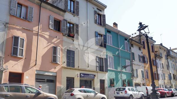 appartamento in vendita a Parma in zona Oltretorrente