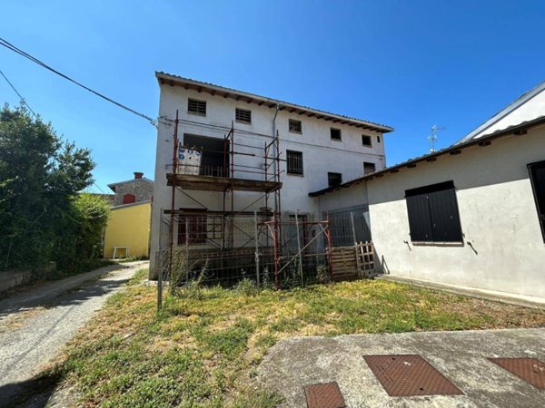 appartamento in vendita a Parma in zona San Martino / Paradigna