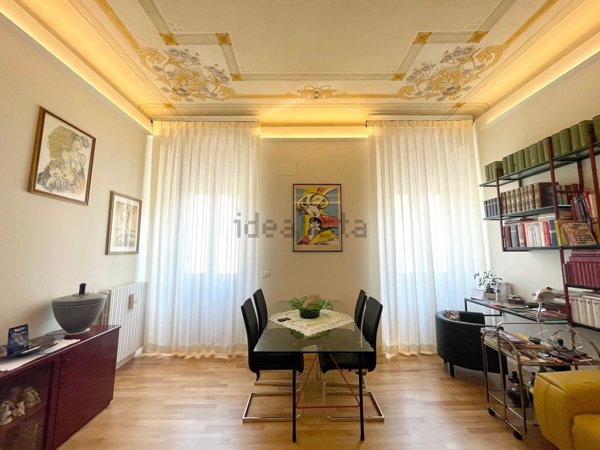 appartamento in vendita a Parma in zona Centro Storico