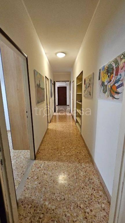 appartamento in vendita a Parma in zona Centro Storico