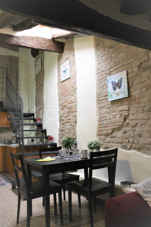 appartamento in vendita a Parma in zona Centro Storico