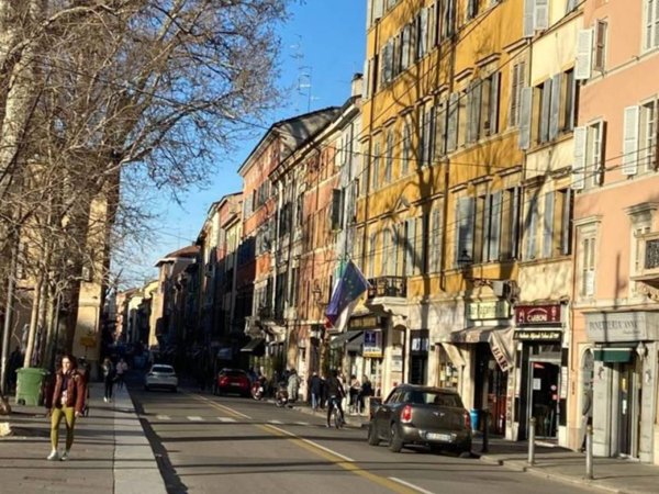 negozio in vendita a Parma in zona Centro Storico