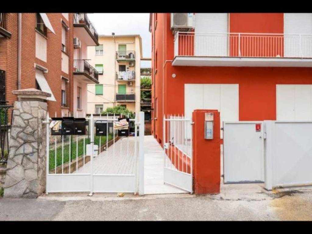 appartamento in vendita a Parma in zona Pablo