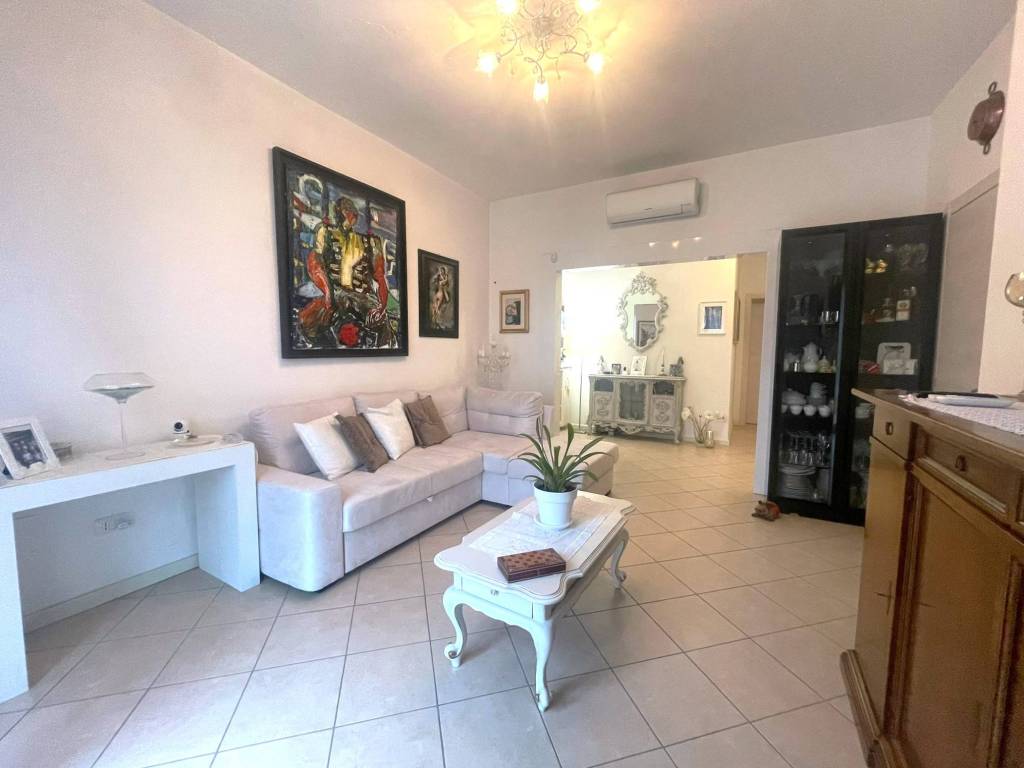 appartamento in vendita a Parma in zona San Lazzaro
