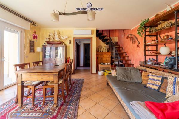 appartamento in vendita a Parma in zona Montanara