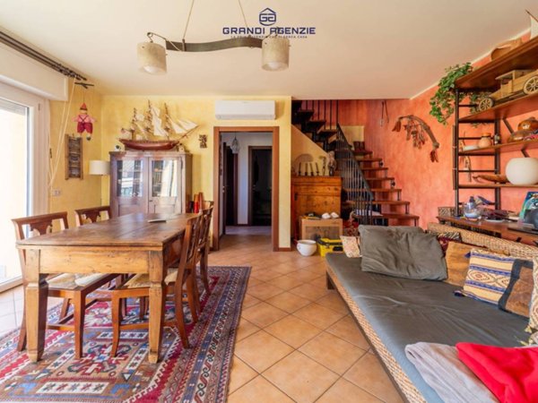 appartamento in vendita a Parma in zona Montanara