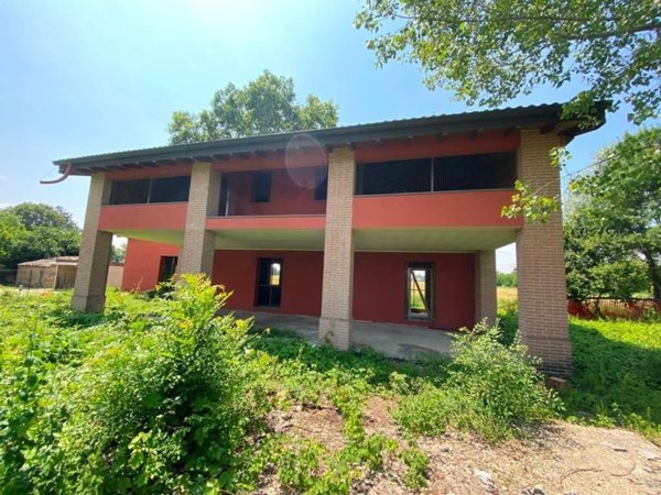 casa indipendente in vendita a Parma in zona Molinetto