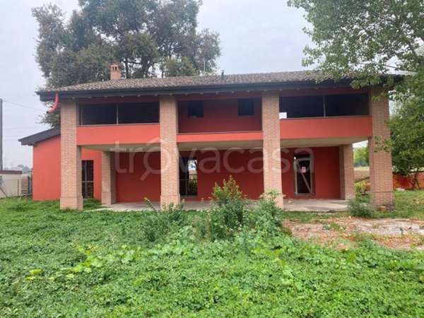 casa indipendente in vendita a Parma