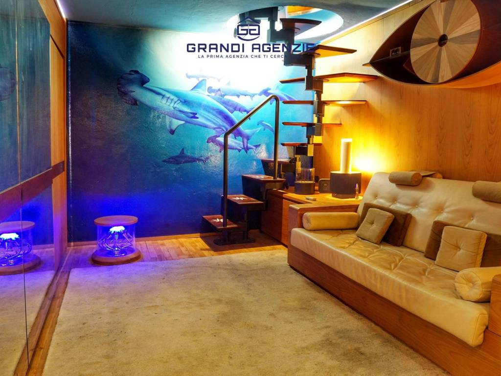 negozio in vendita a Parma