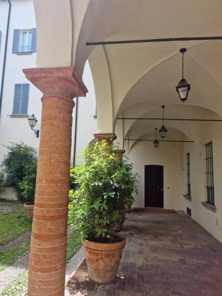 appartamento in vendita a Parma in zona Centro Storico