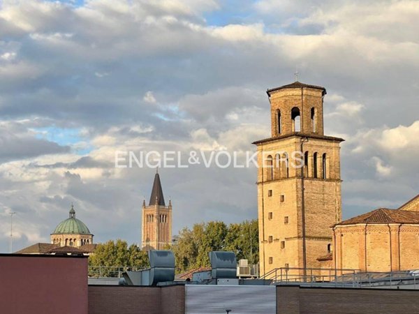appartamento in vendita a Parma in zona Centro Storico
