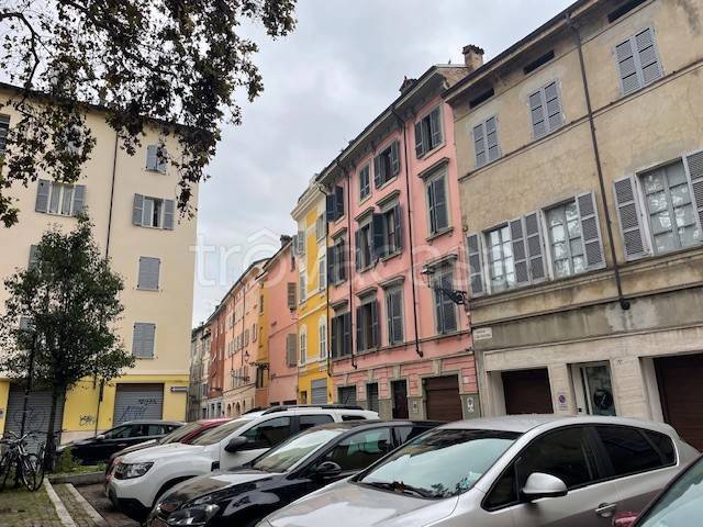 casa indipendente in vendita a Parma in zona Centro Storico