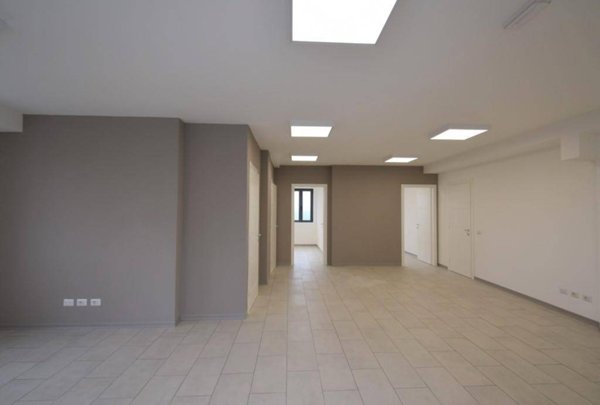 ufficio in vendita a Parma
