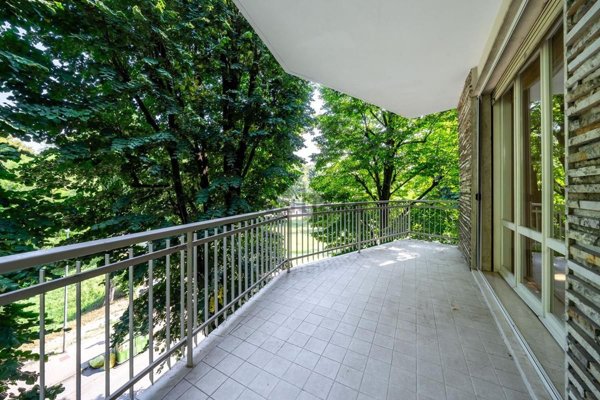appartamento in vendita a Parma in zona Cittadella
