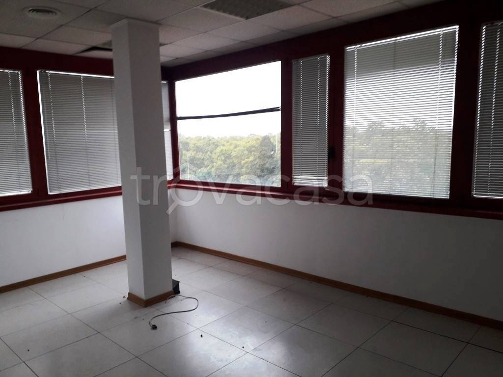 ufficio in vendita a Parma in zona San Prospero