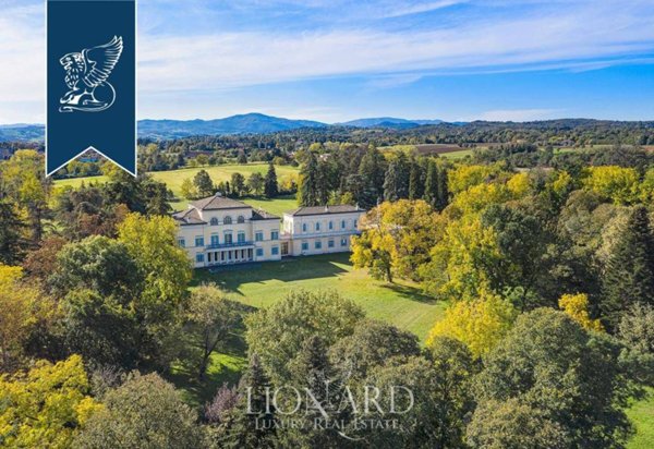 casa indipendente in vendita a Parma in zona Centro Storico