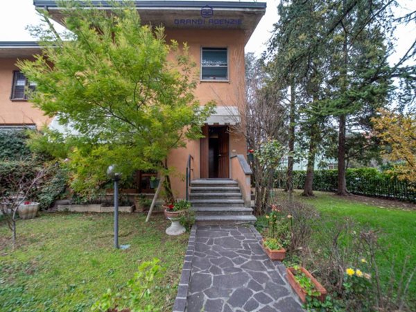 casa indipendente in vendita a Parma in zona Cittadella