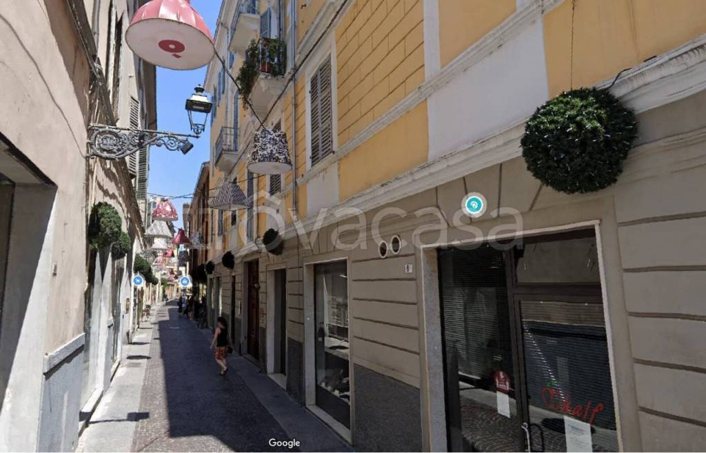 negozio in vendita a Parma in zona Centro Storico