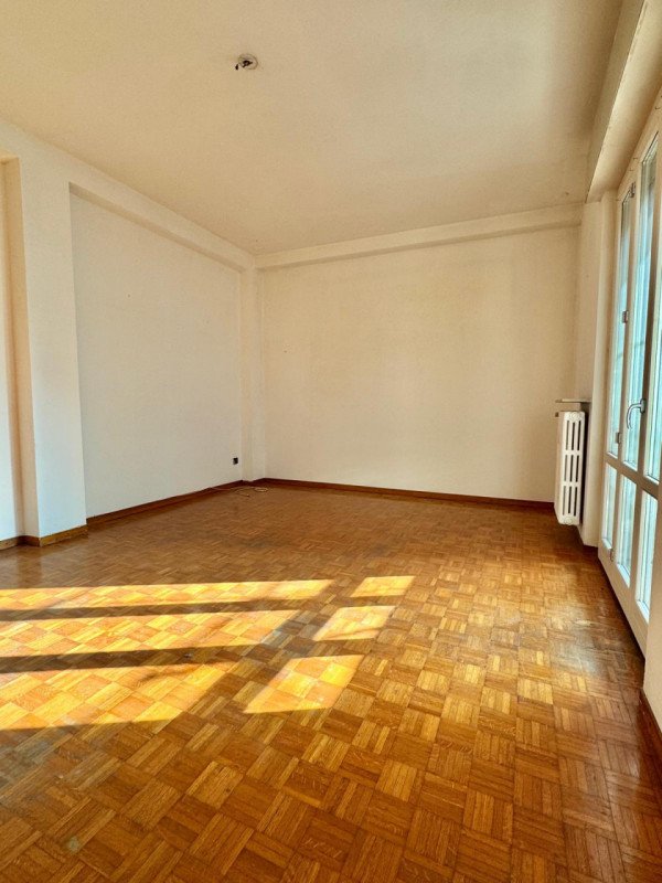 appartamento in vendita a Parma in zona Oltretorrente