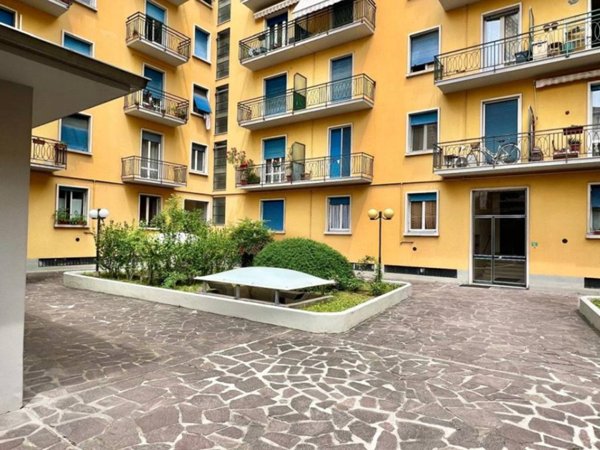 appartamento in vendita a Parma in zona Oltretorrente