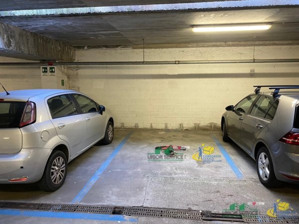 appartamento in vendita a Parma in zona Centro Storico