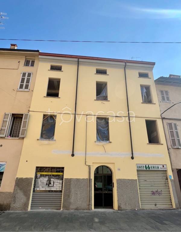 appartamento in vendita a Parma in zona Oltretorrente