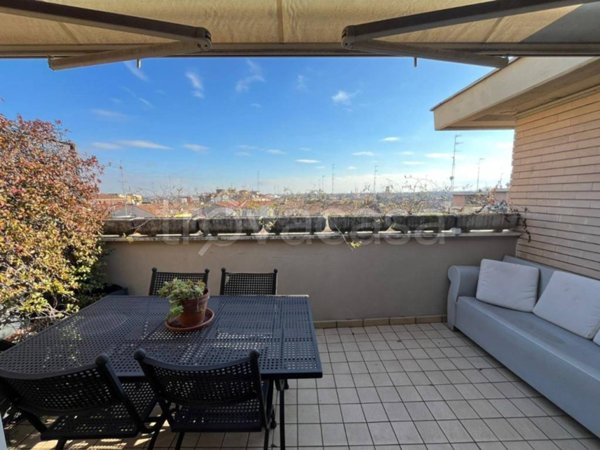 appartamento in vendita a Parma in zona Centro Storico