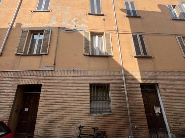appartamento in vendita a Parma in zona Centro Storico