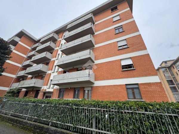 appartamento in vendita a Parma in zona Montanara