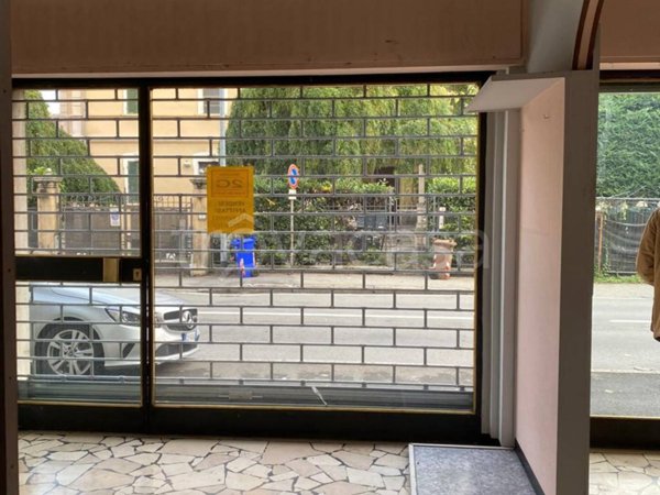 negozio in vendita a Parma in zona San Leonardo