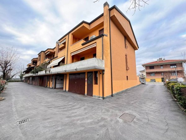 casa indipendente in vendita a Parma in zona Vicofertile