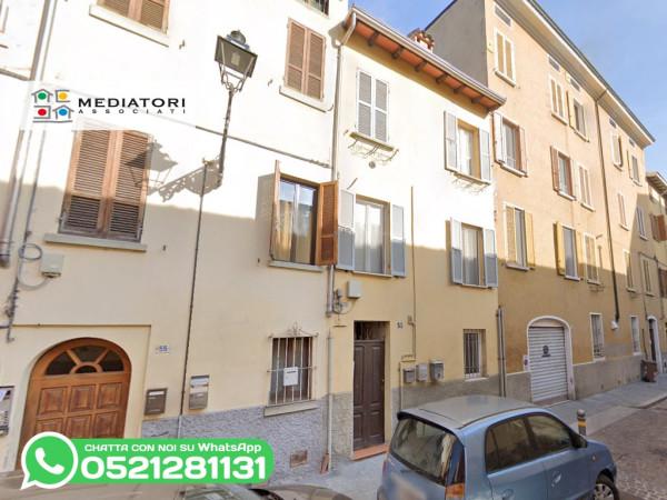 appartamento in vendita a Parma in zona Oltretorrente
