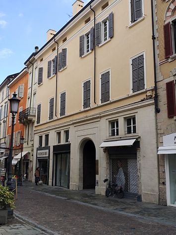 ufficio in vendita a Parma in zona Centro Storico