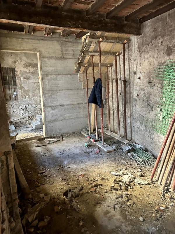 casa indipendente in vendita a Parma in zona Oltretorrente