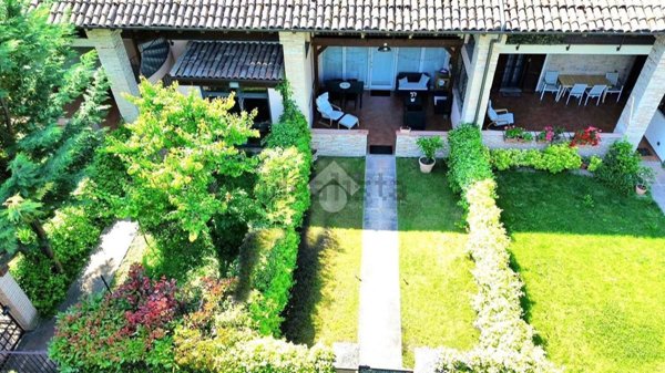 casa indipendente in vendita a Parma