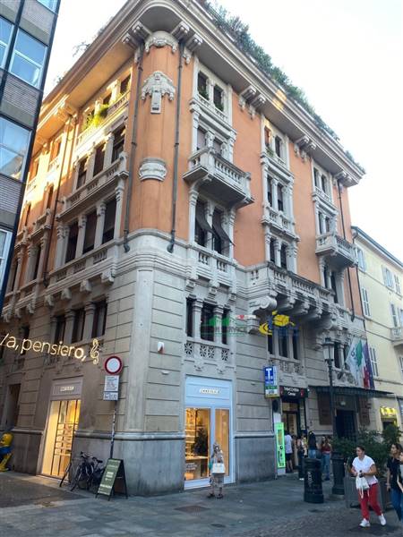 appartamento in vendita a Parma in zona Centro Storico
