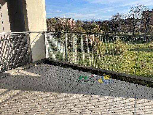 appartamento in vendita a Parma in zona Cittadella
