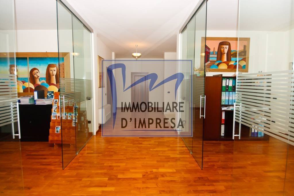 ufficio in vendita a Parma in zona Gaione